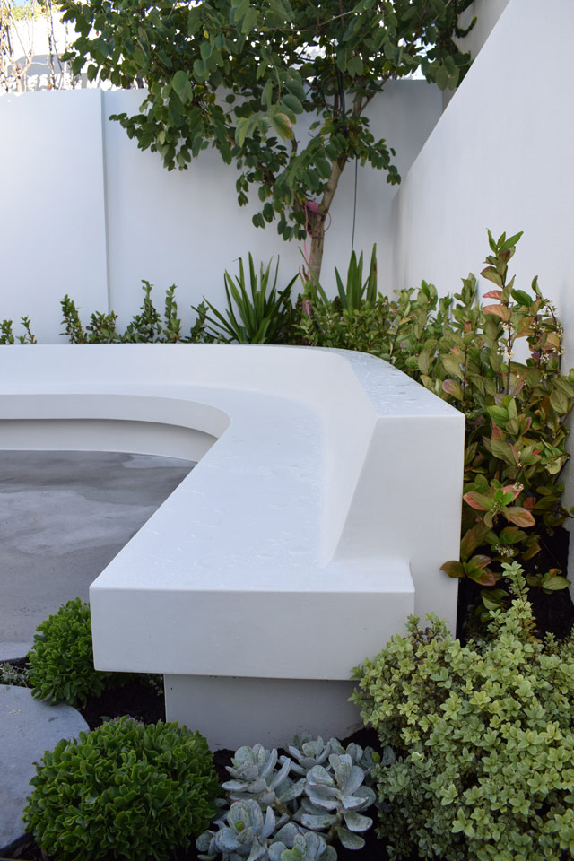 microcement-outdoor-seating